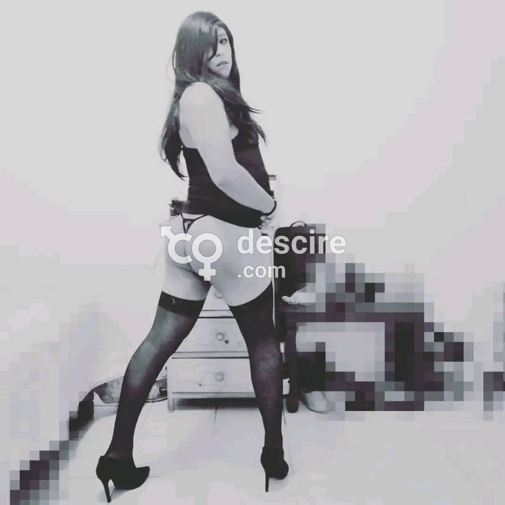 Jovencita caliente busca conocer hombres maduros y calientes en La Paz - El Alto - Bolivia