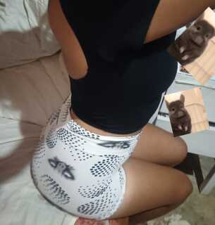 Holis soy clarita tu flaquita delgada bonita y hermosa seré toda una sumisa cariñosa atenta complaciente oral sin condón las veces que quieras el tiem - Santa Cruz - Bolivia